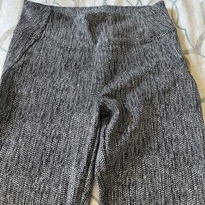 Athleta Black and White leggings